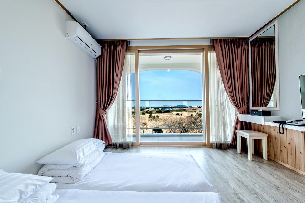 Go To Bed Resort Seogwipo Eksteriør bilde
