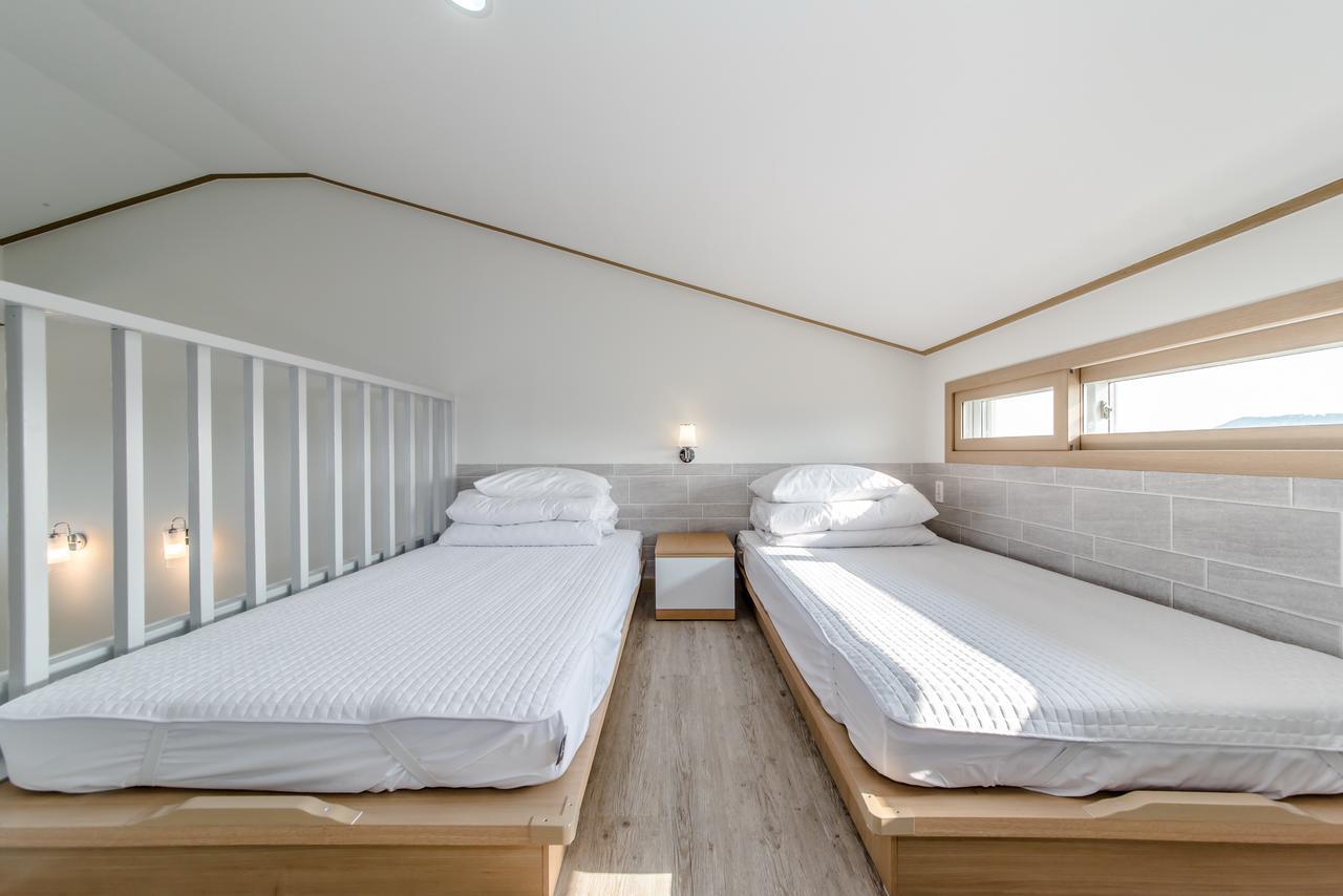 Go To Bed Resort Seogwipo Eksteriør bilde
